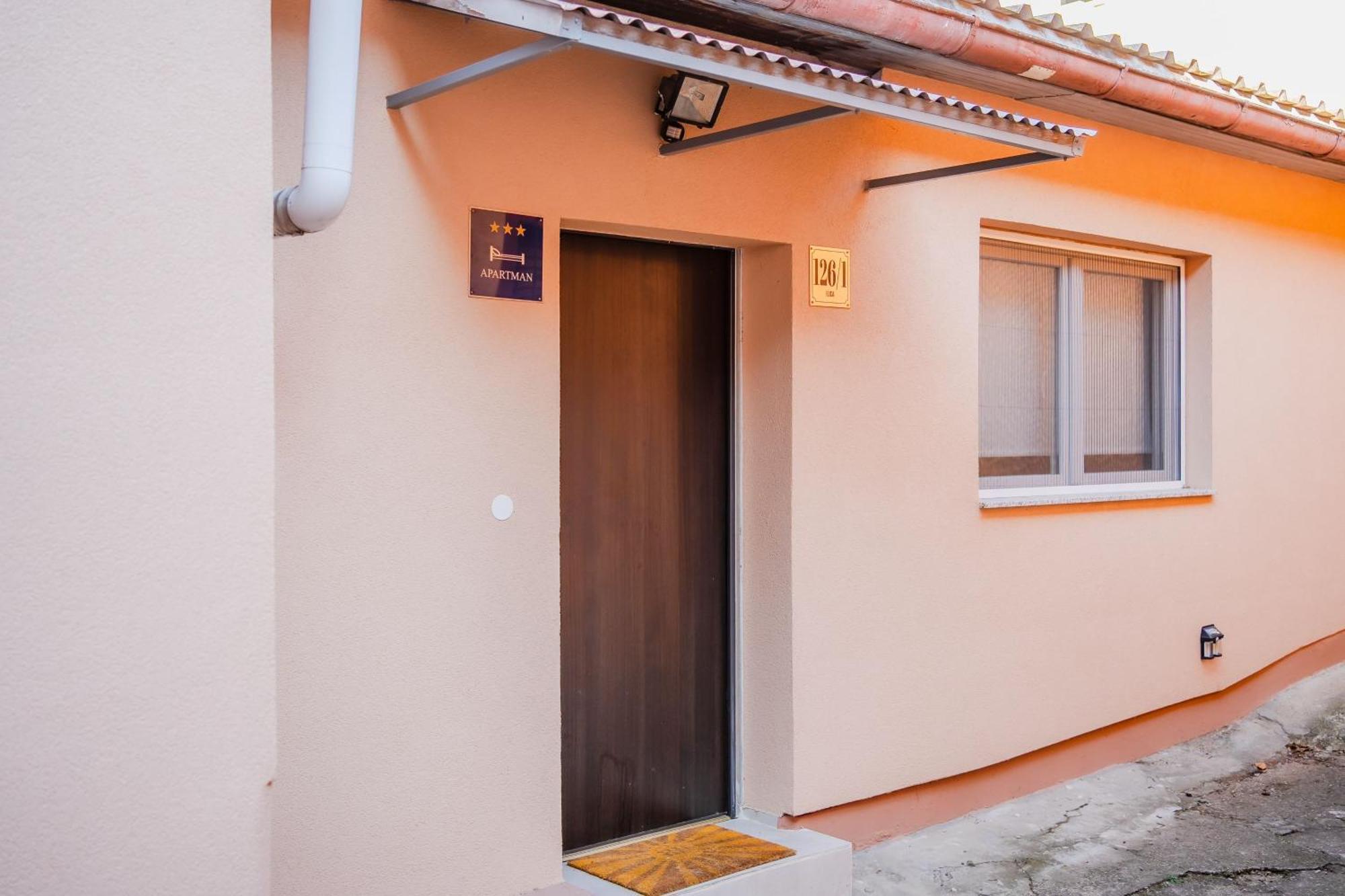Peaceful Nest In City Center - Happy Rentals Загреб Екстериор снимка