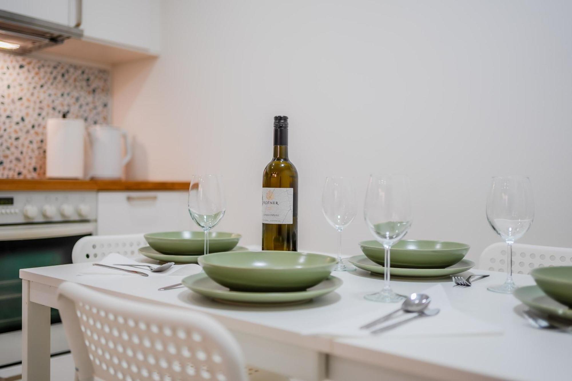 Peaceful Nest In City Center - Happy Rentals Загреб Екстериор снимка